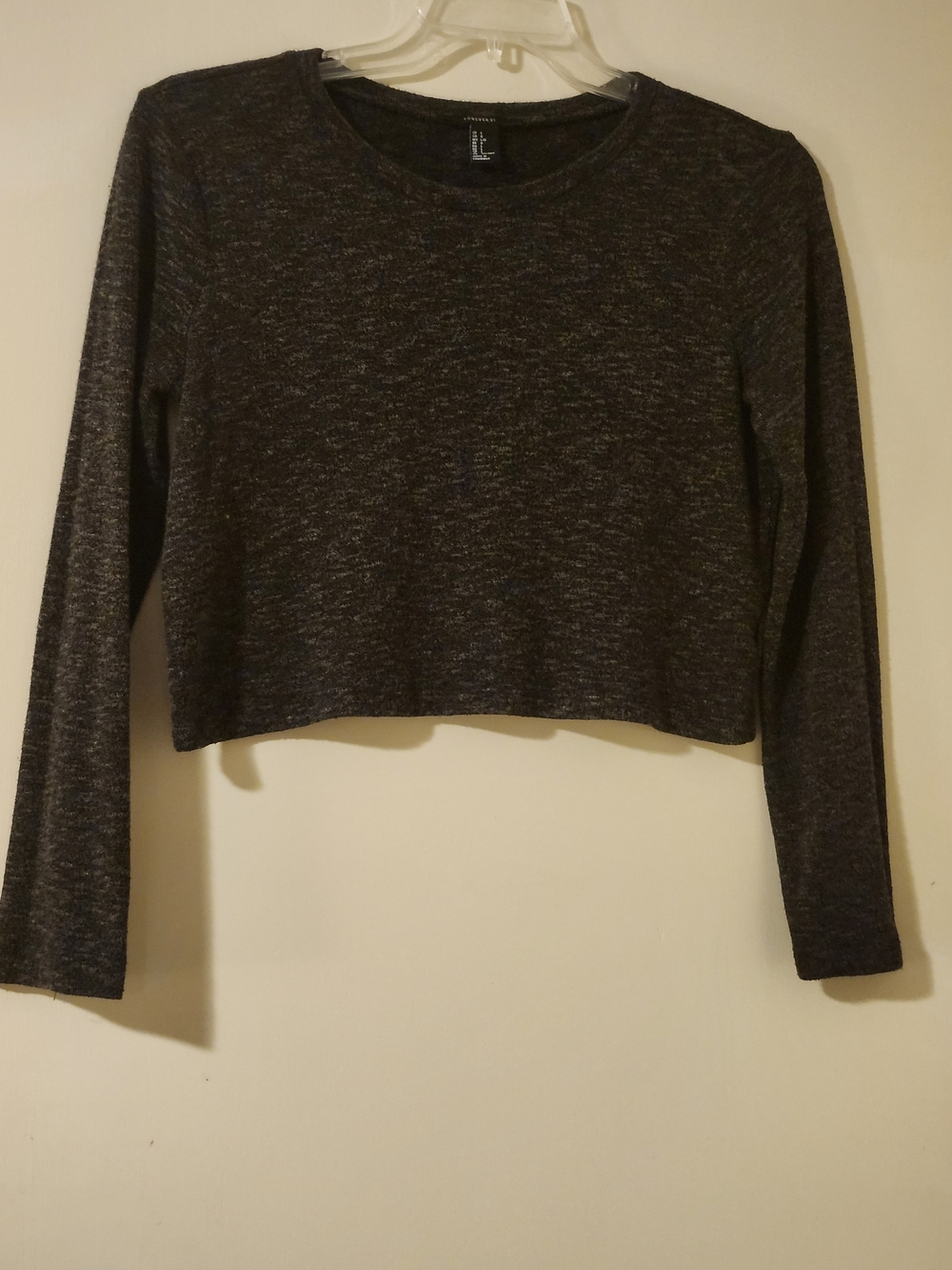 Forever 21 Dark Gray Long-Sleeve Cropped Tee L